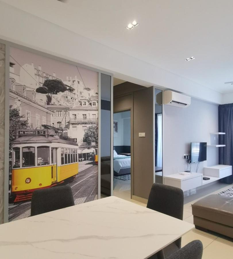 New The Majestic Apartment *